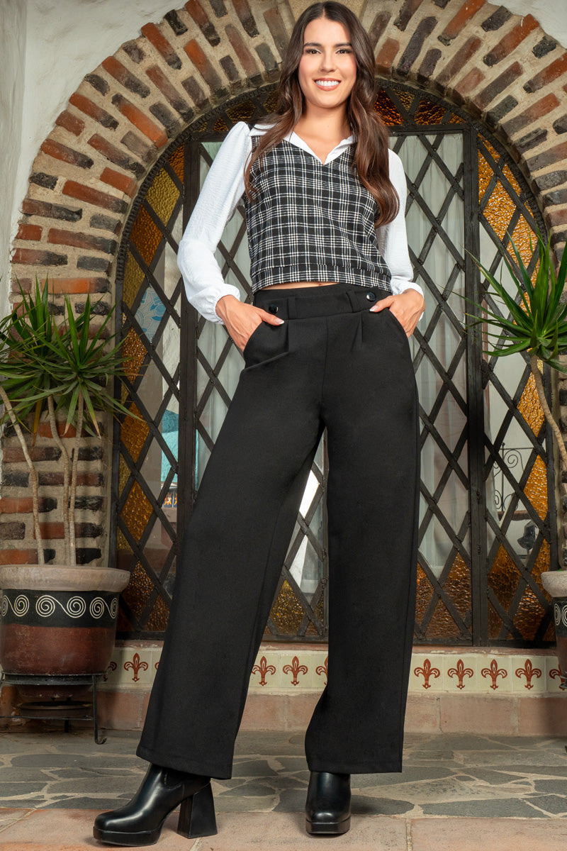 Blusa con estampado de cuadros y mangas largas lisas