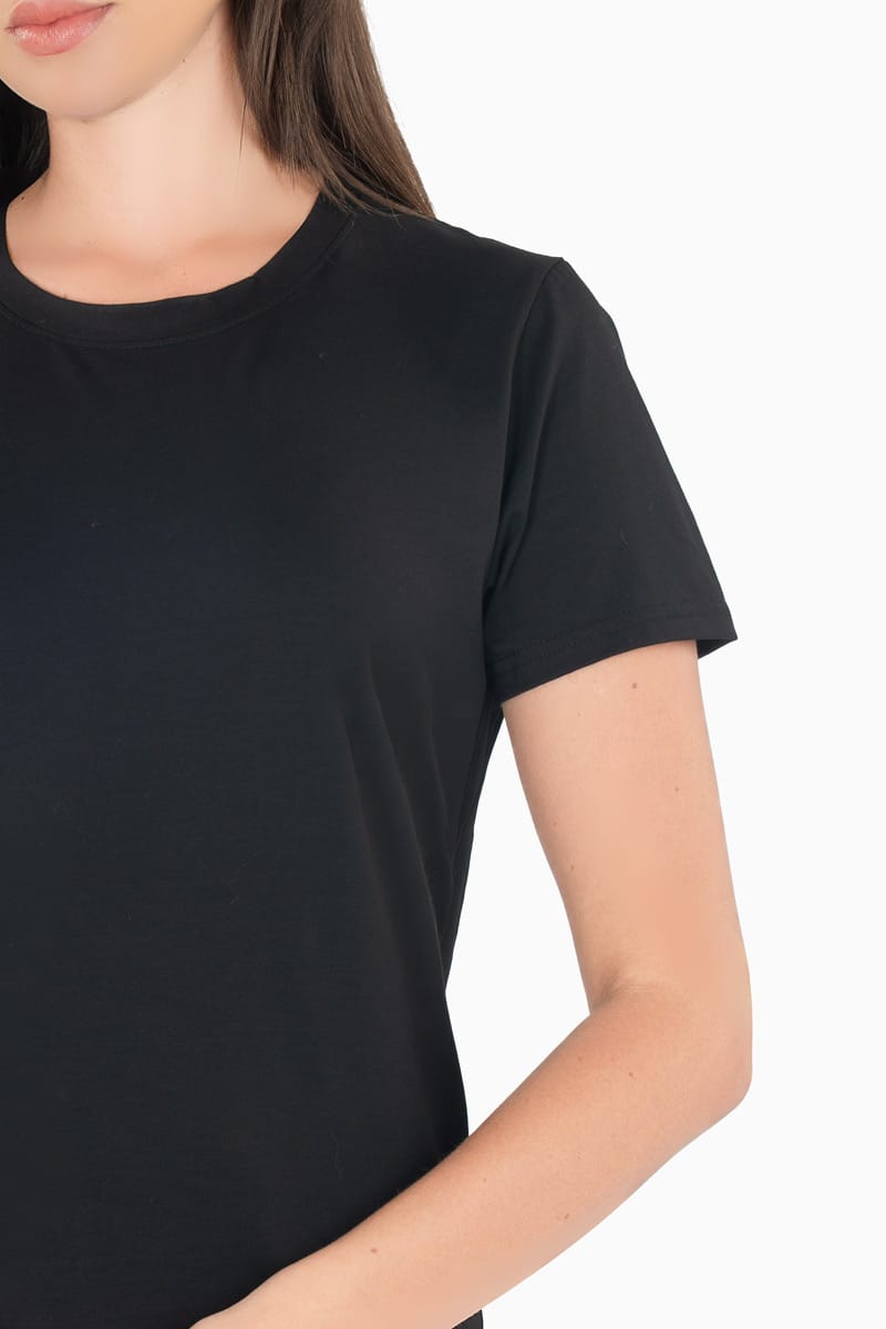 Playera lisa manga corta y escote redondo