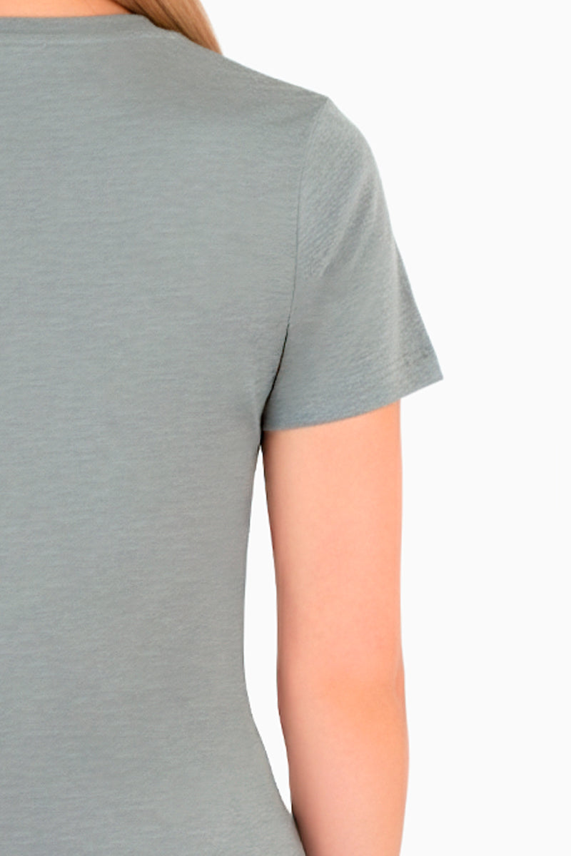 Playera básica manga corta y escote redondo