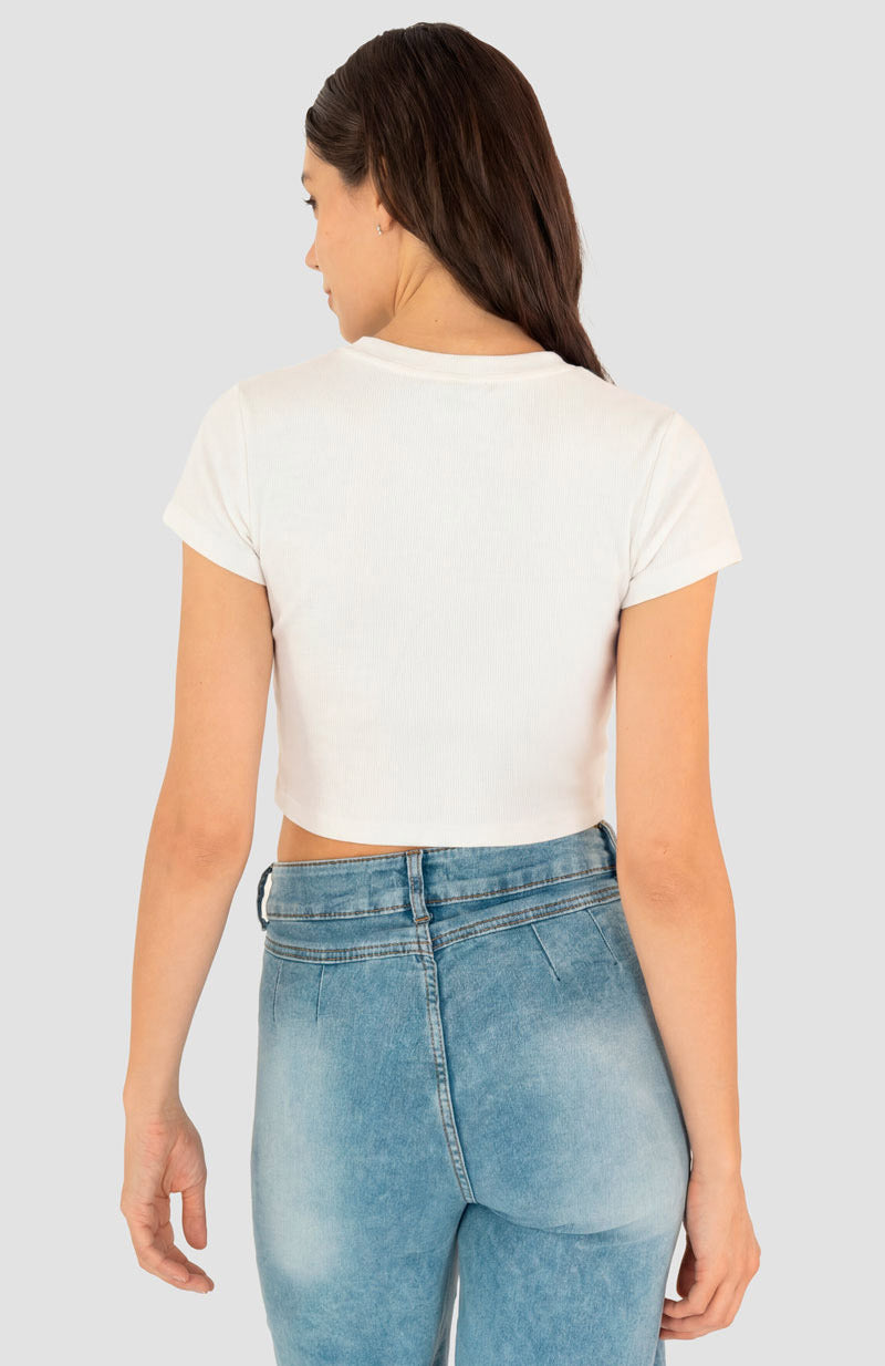 Playera lisa manga corta y cuello redondo