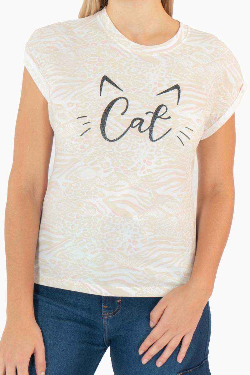 Playera con estampado cuello redondo y manga corta