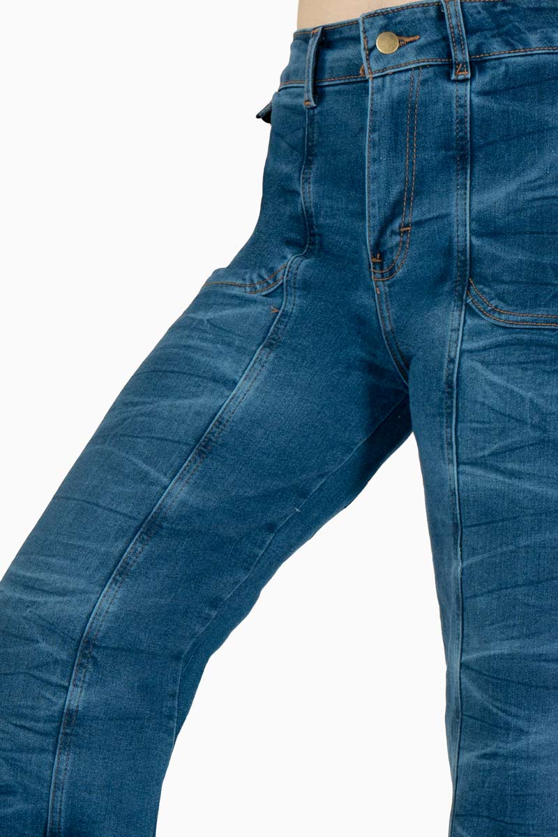 Jeans anchos tiro medio con bolsas y marmoleado