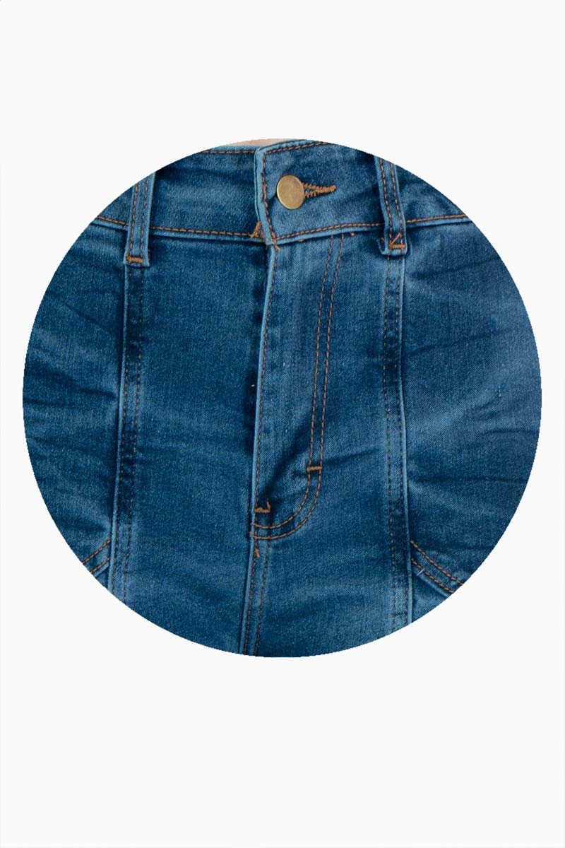 Jeans anchos tiro medio con bolsas y marmoleado