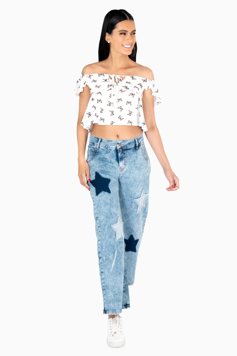 Jeans ancho tiro medio con estrellas