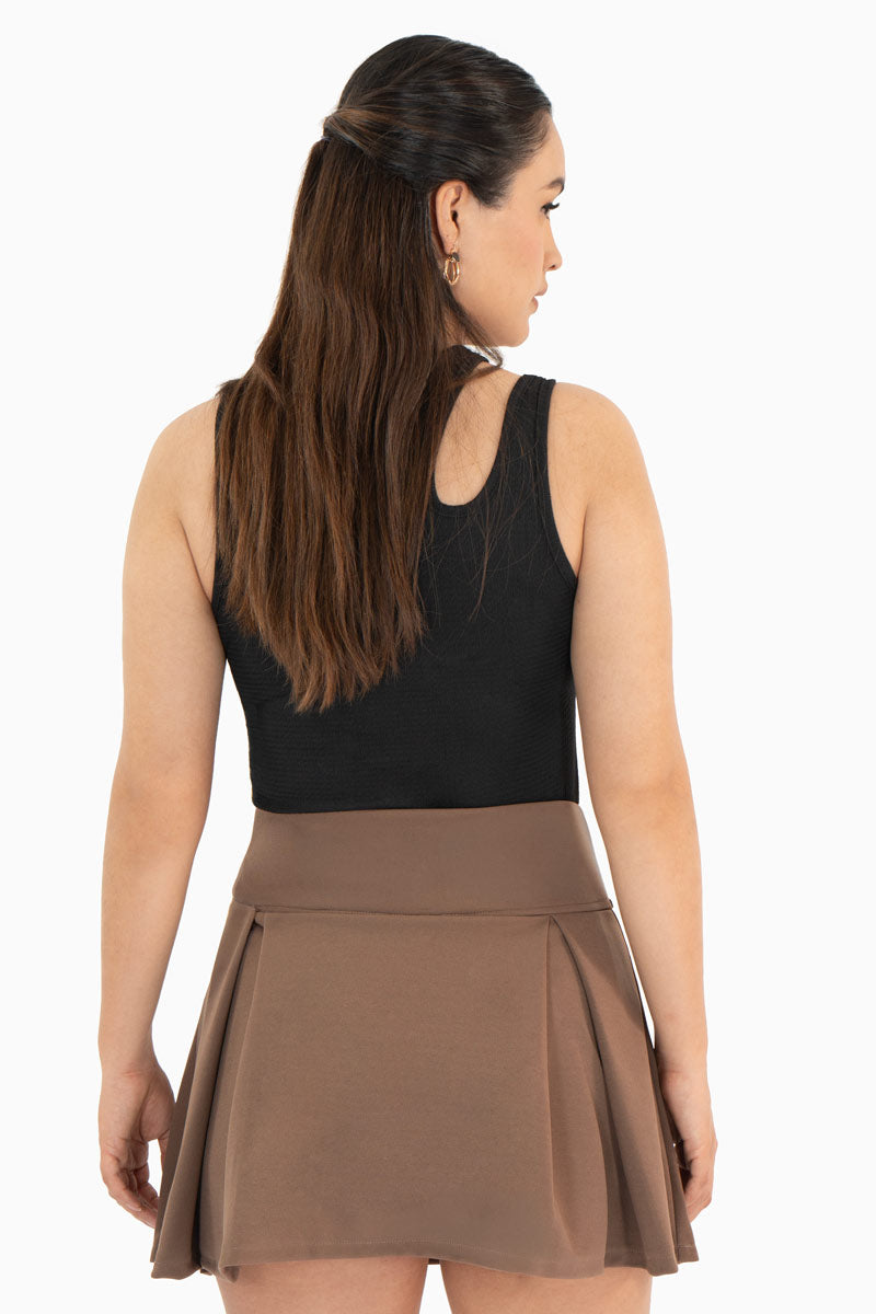 Short falda corta con amarras laterales