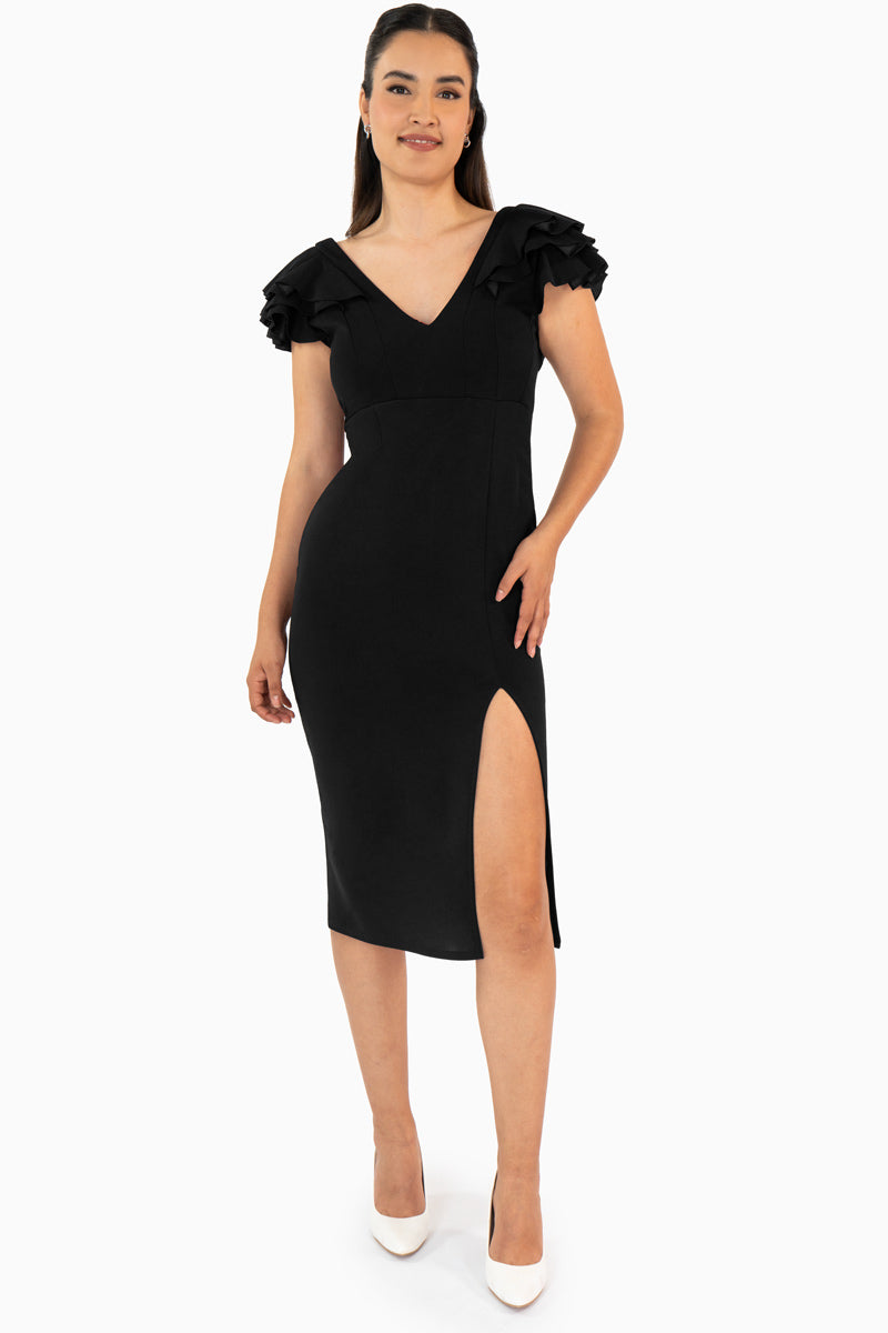 Vestido de fiesta con olanes en hombro