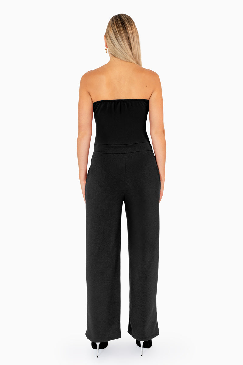 Jumpsuit strapless con detalle en cintura