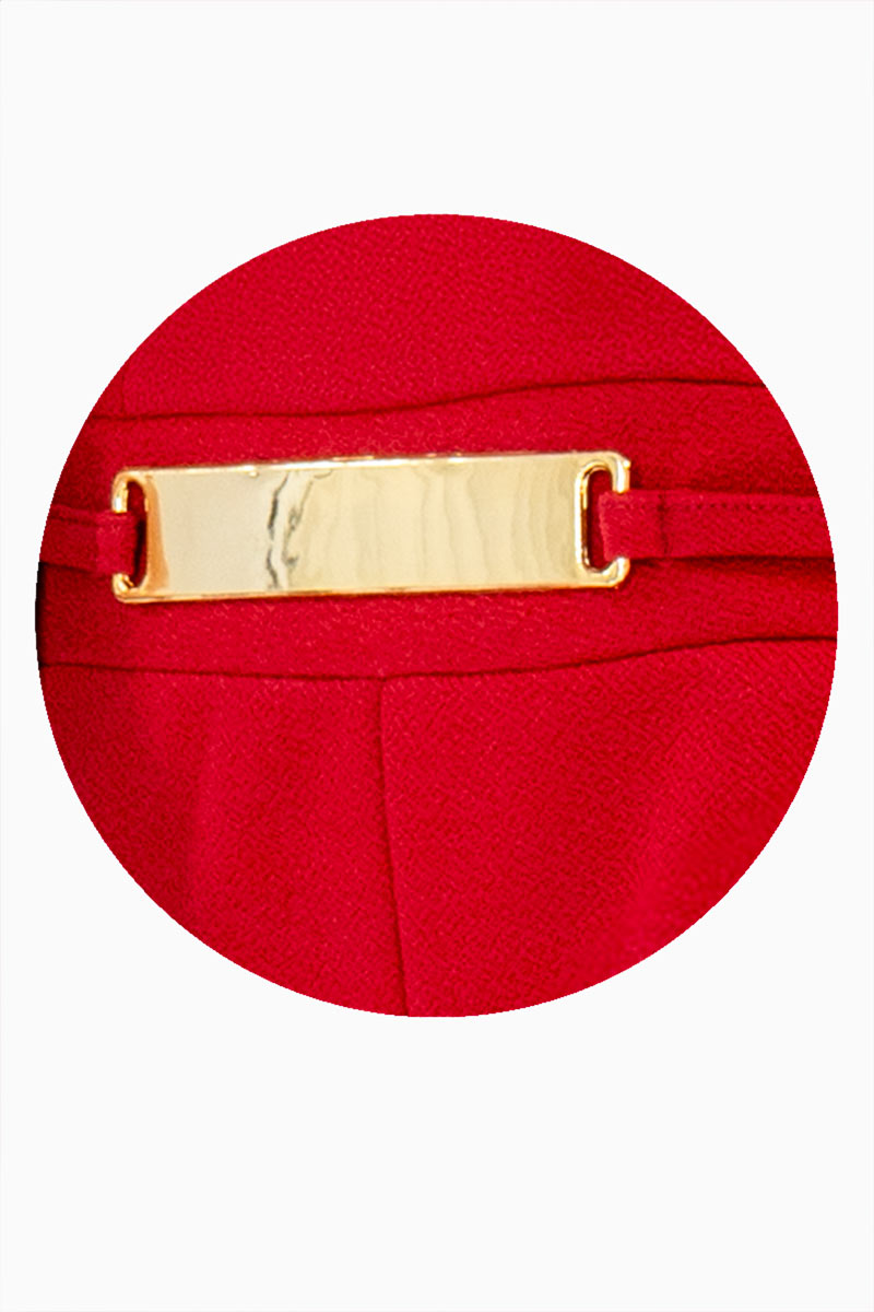 Jumpsuit strapless con detalle en cintura