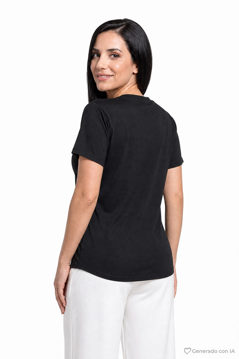 Playera manga corta y estampado de flor con piedras