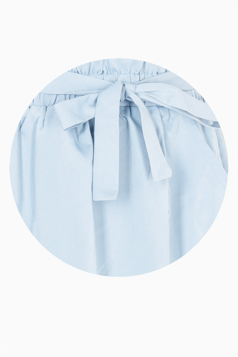 Falda corta con elástico y cinto