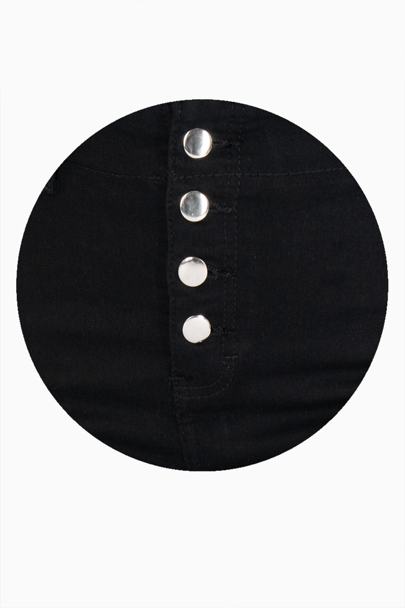 Jeans tiro medio con 4 botones