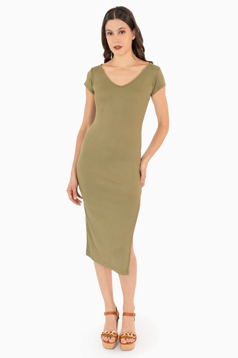 Vestido largo con escote v