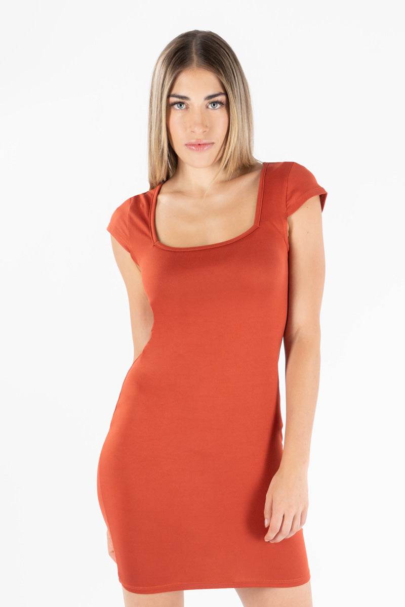 Vestido básico con escote cuadrado - Santory Ropa  (7141428985923)