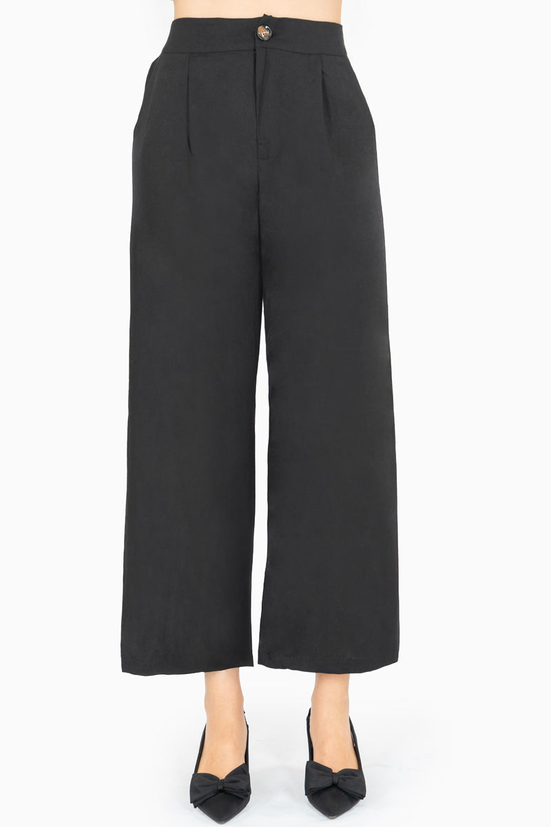 Pantalón recto con bolsas