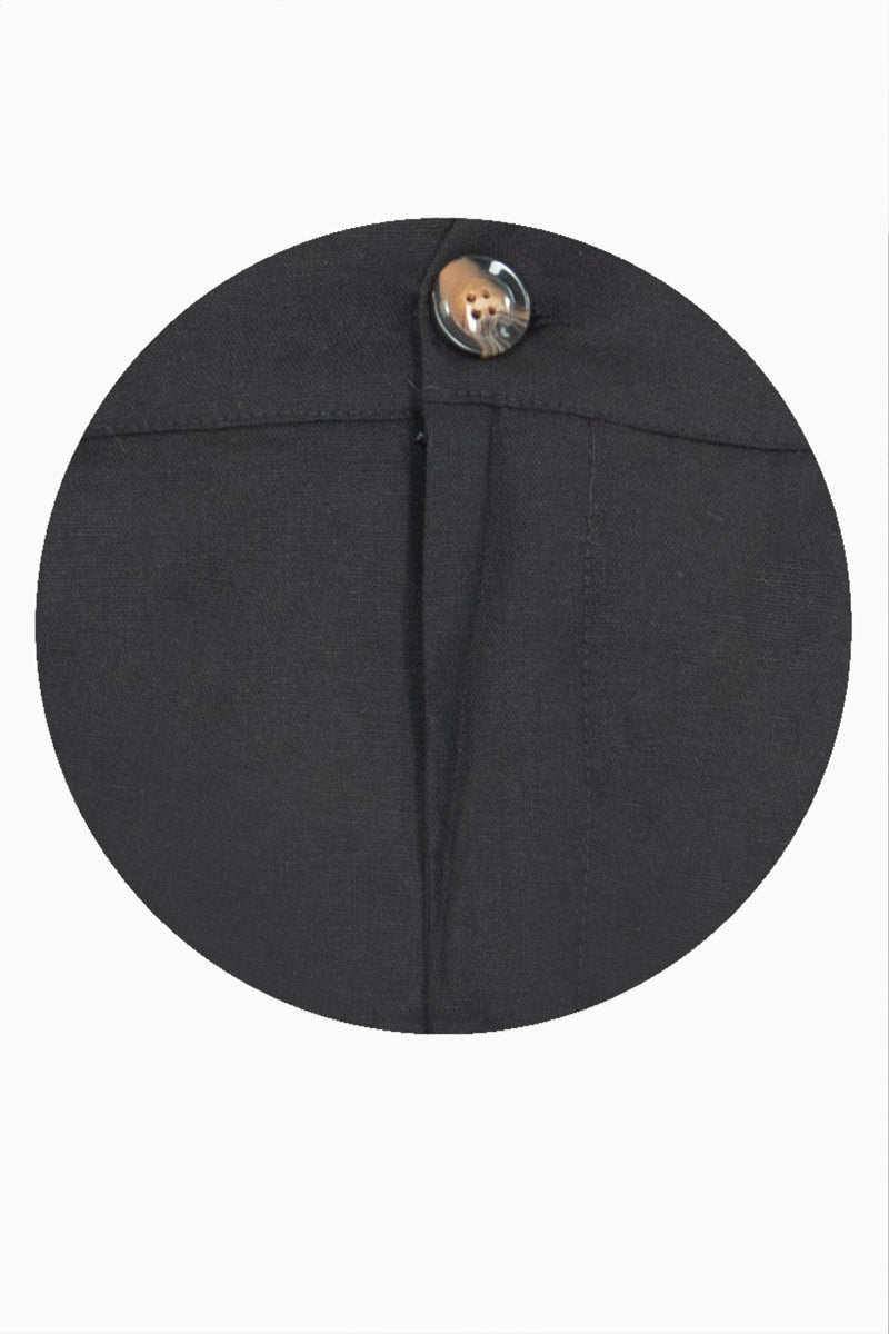 Pantalón recto con bolsas