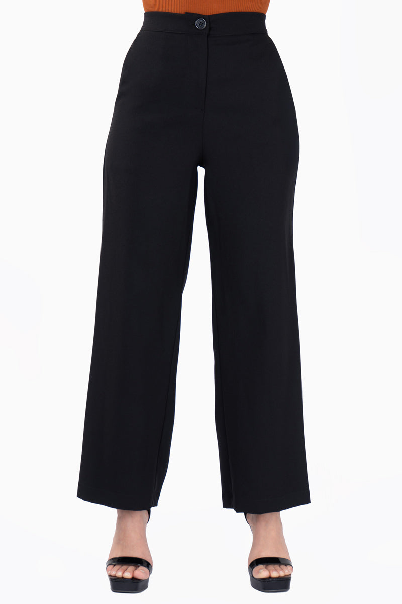 Pantalon liso pierna ancha con bolsas