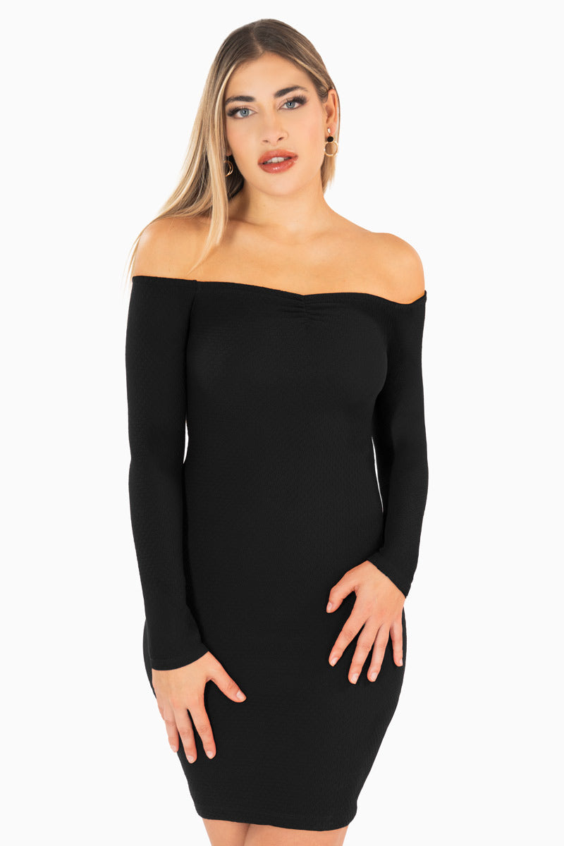 Vestido liso manga larga con hombros descubiertos