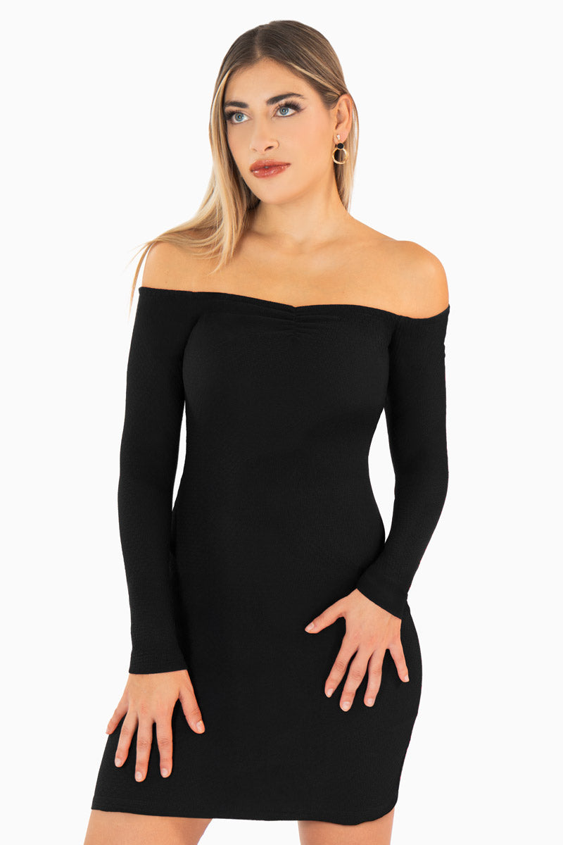 Vestido liso manga larga con hombros descubiertos