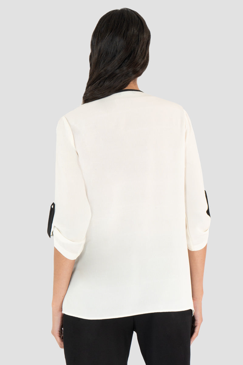 Saco ligero manga 3/4 con detalle en solapa