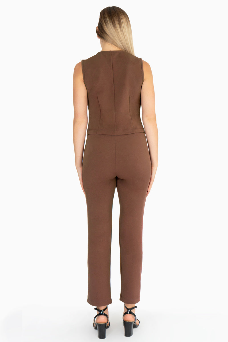 Conjunto de chaleco y pantalón