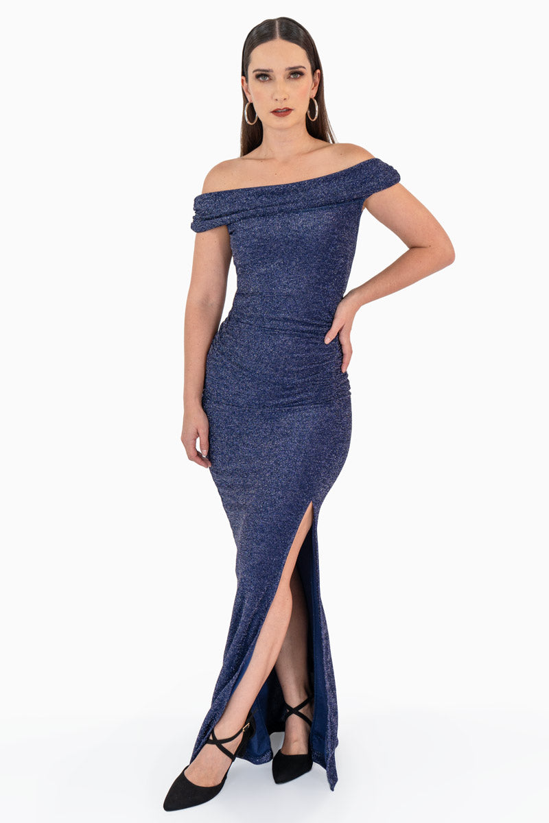 Vestido de fiesta hombros descubiertos de brillos