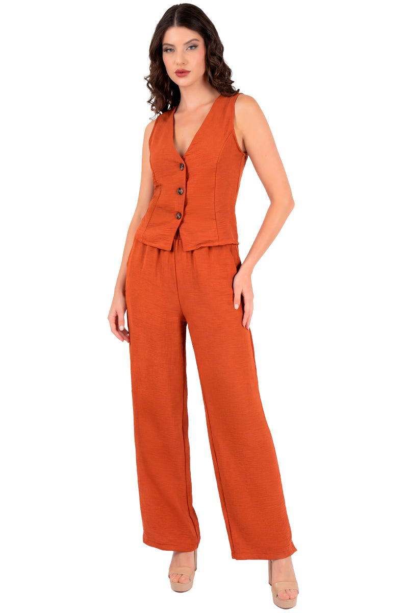 Conjunto de chaleco y pantalón