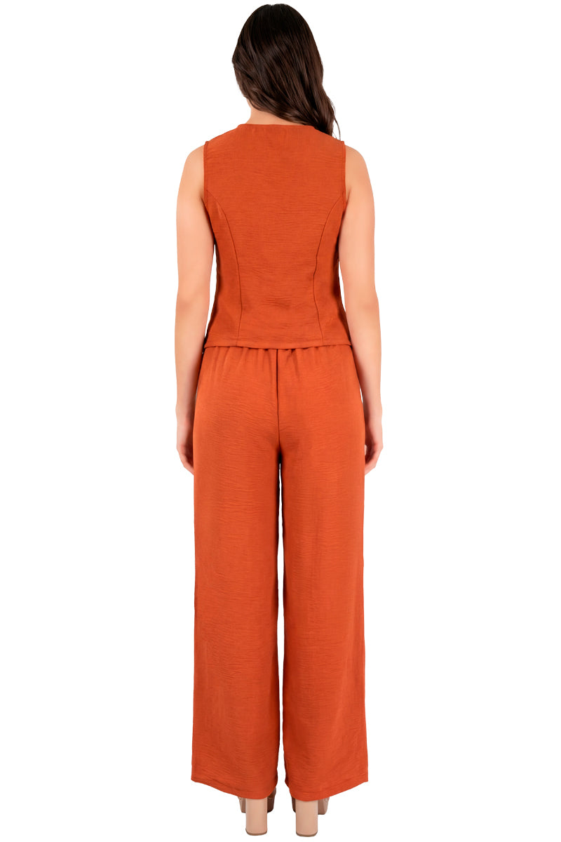 Conjunto de chaleco y pantalón