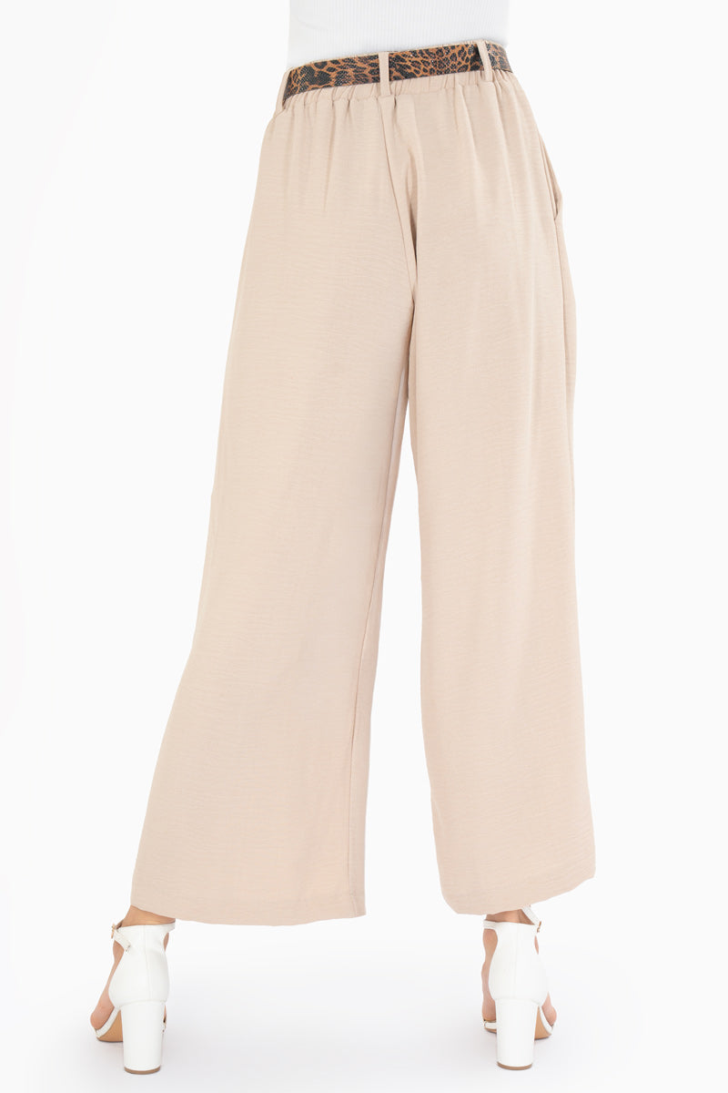 Pantalón con tablones y cinturón