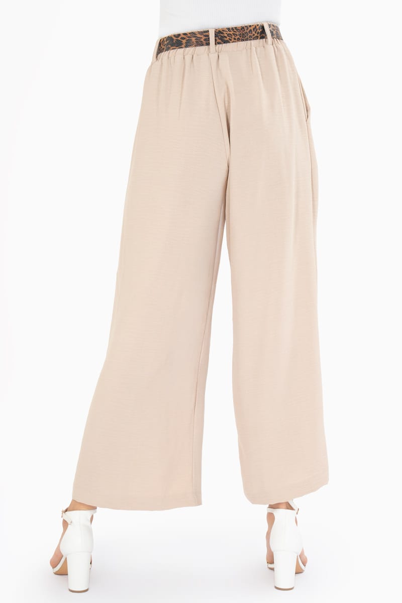 Pantalón con tablones y cinturón