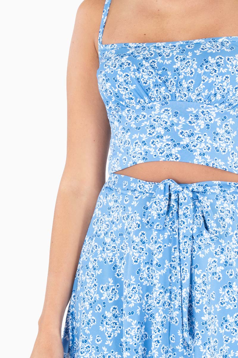 Conjunto blusa y falda floral