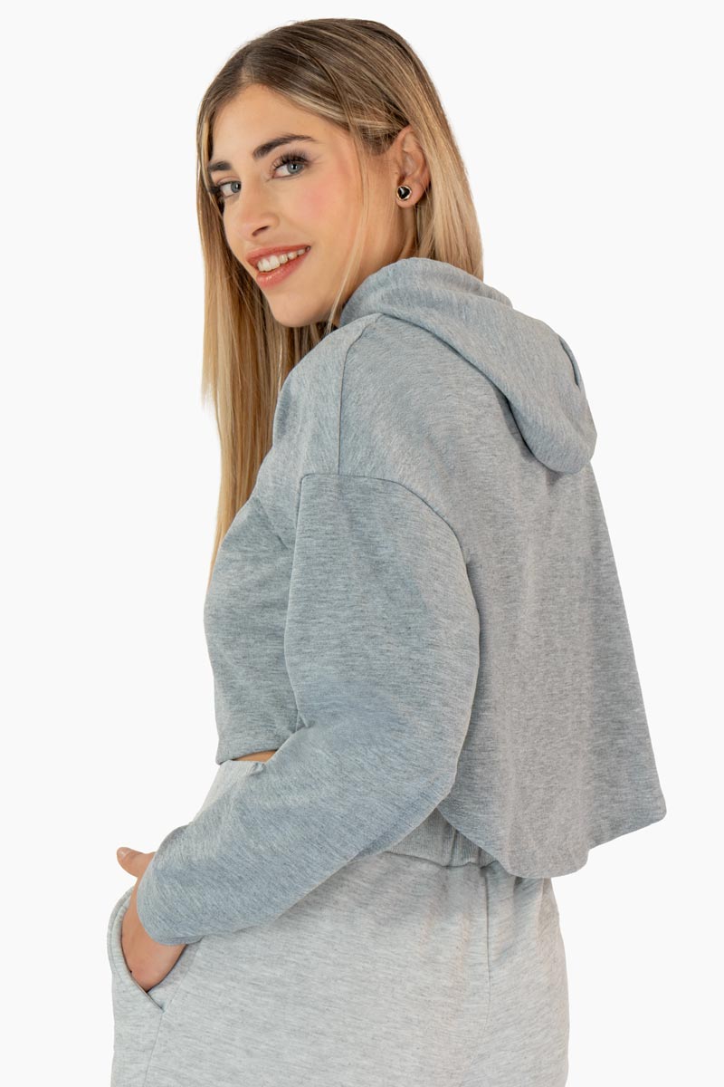 Sudadera crop con capucha
