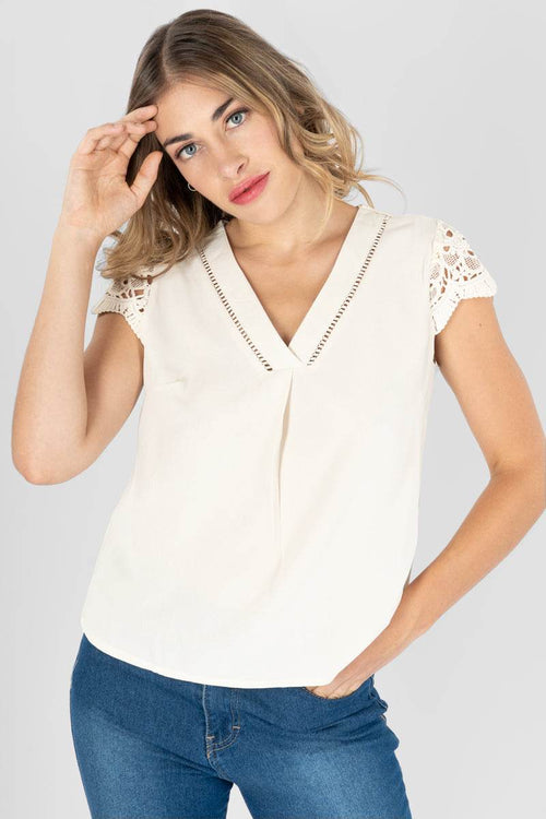 Blusa de crochet manga corta