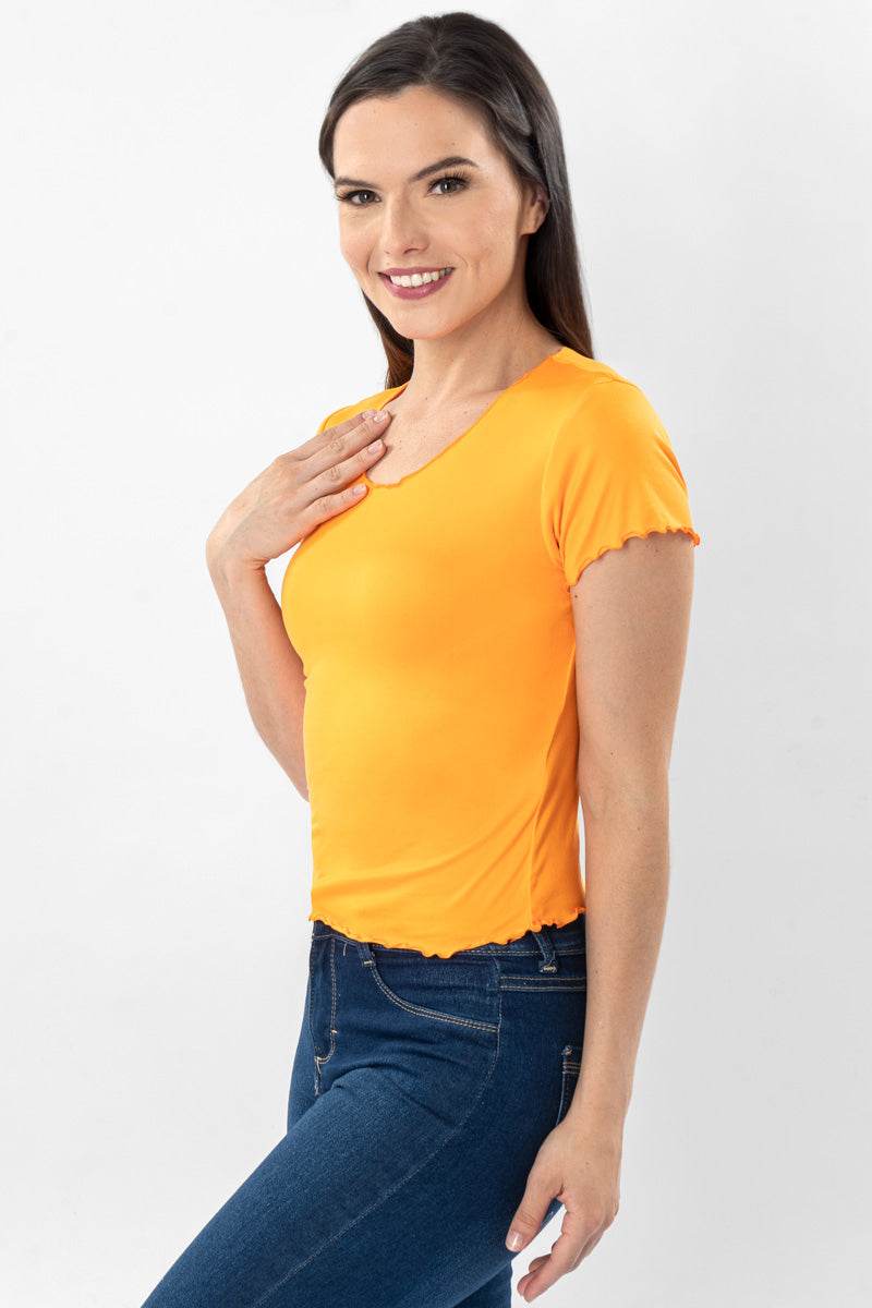 Playera con festón cuello redondo - Santory Ropa  (6820632100931)