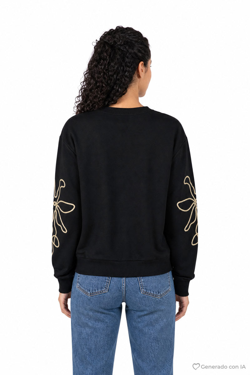 Sudadera cuello redondo con bordado en mangas