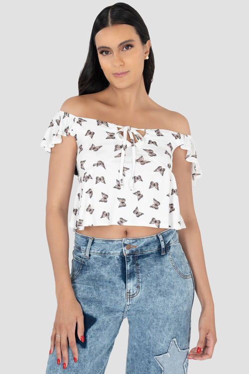 Blusa estampado de mariposas y olanes en manga