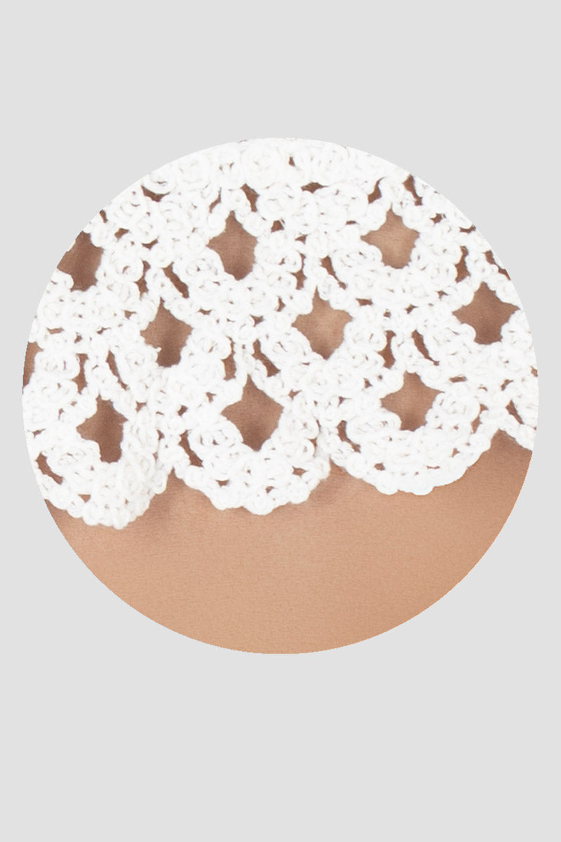 Blusa crop de crochet cuello halter