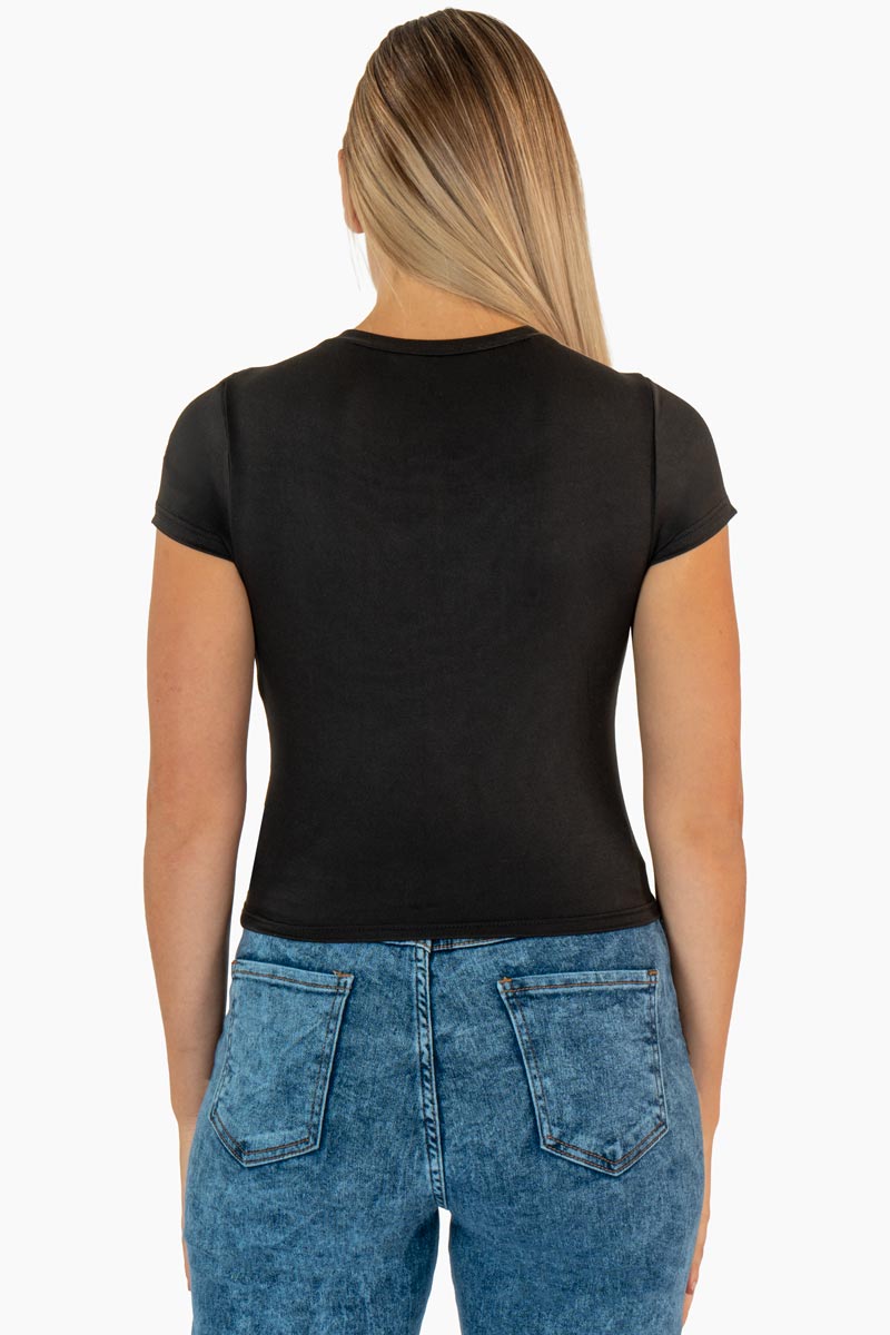 Playera con estampado de copa y manga corta