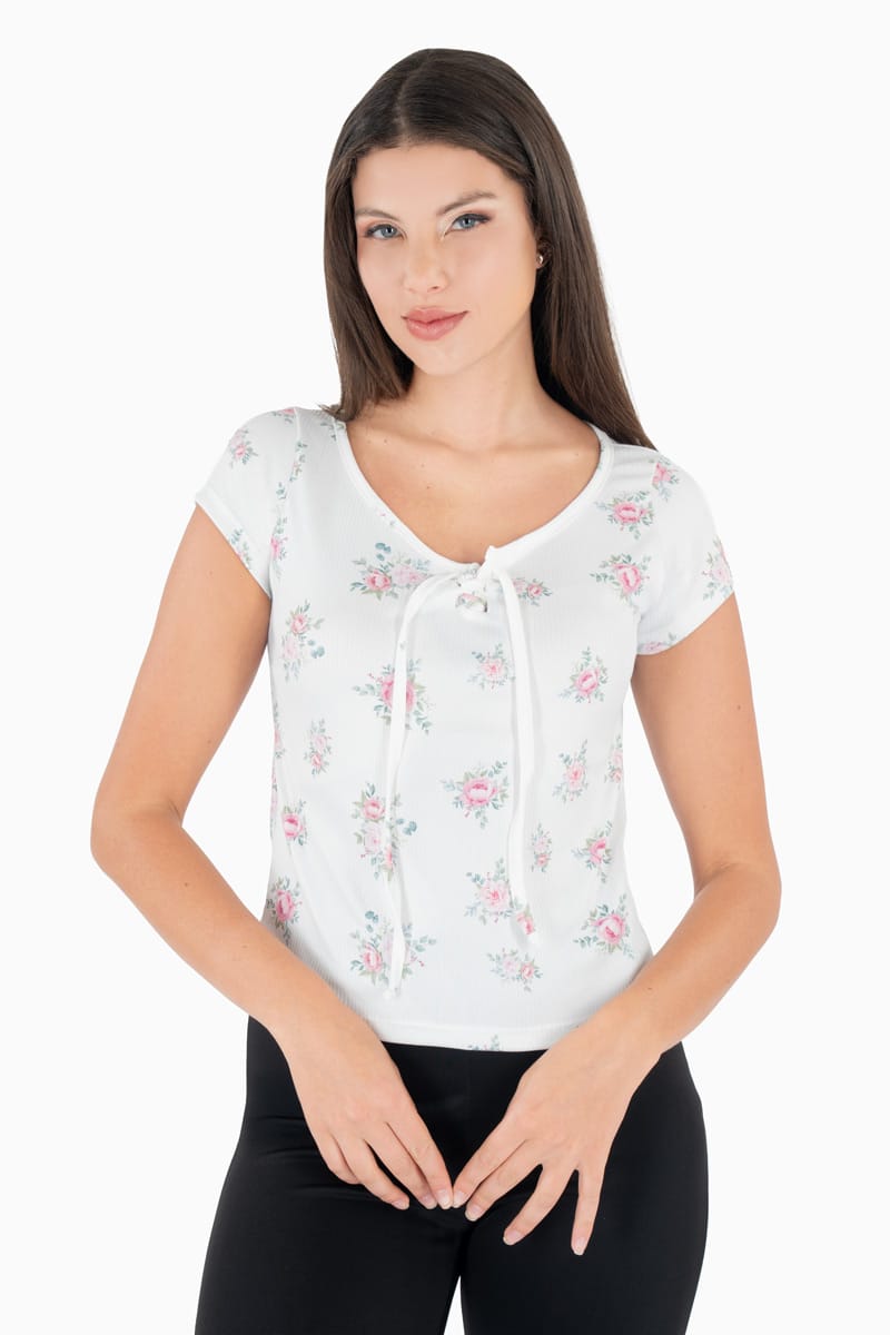 Playera floral manga corta y jareta