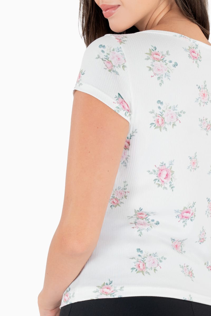 Playera floral manga corta y jareta