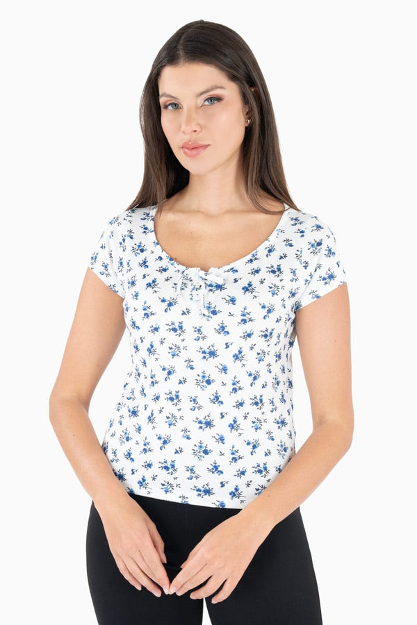Playera floral manga corta
