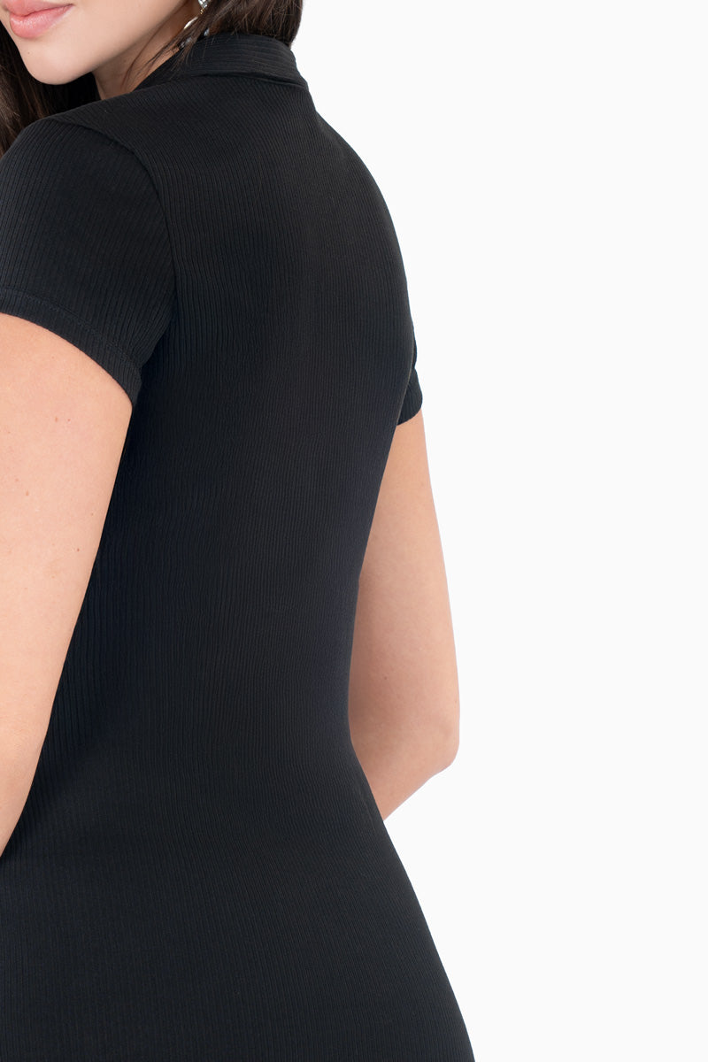 Vestido manga corta tipo polo