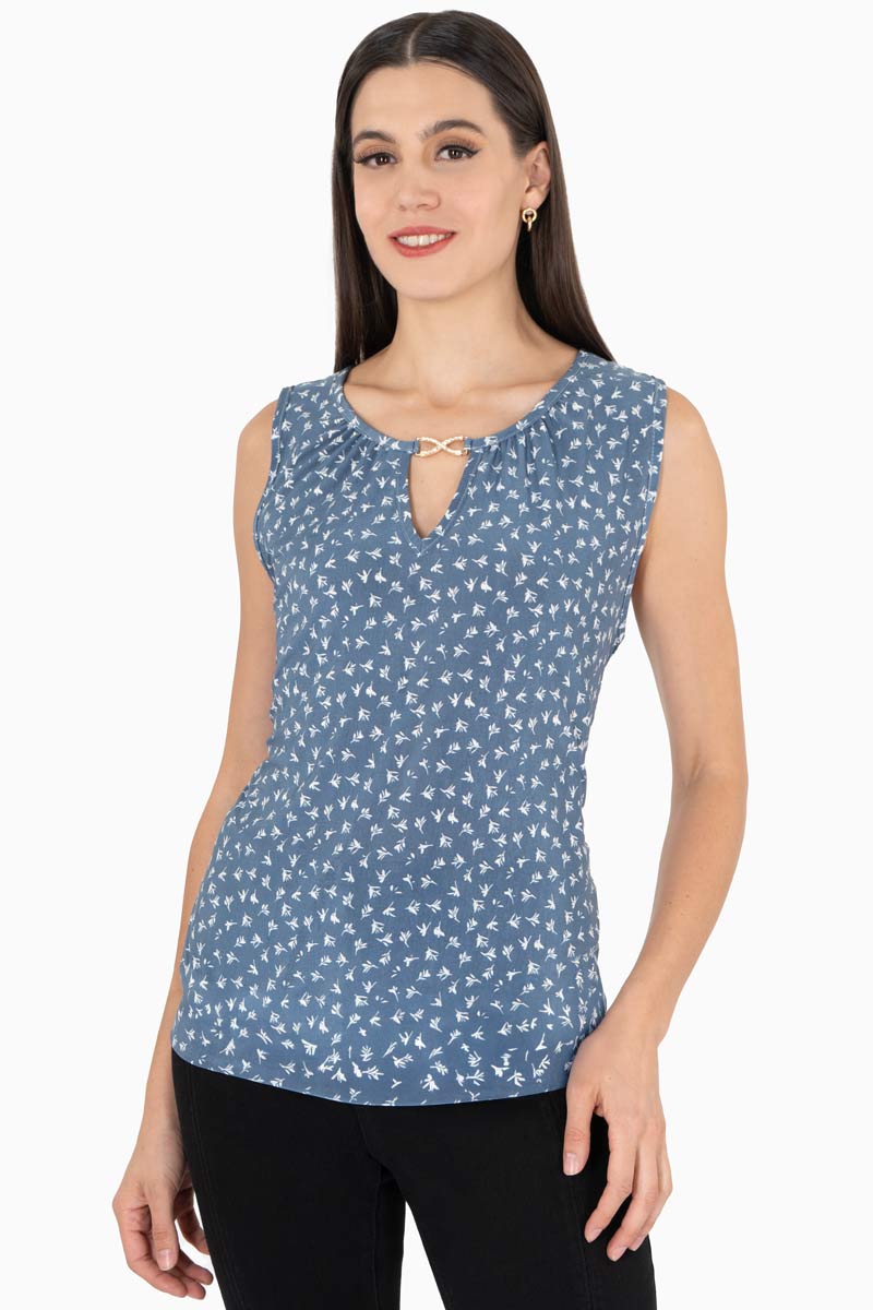 Blusa sin mangas con estampado floral y detalle en escote