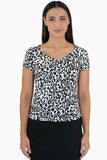 Playera escote v manga corta animal print