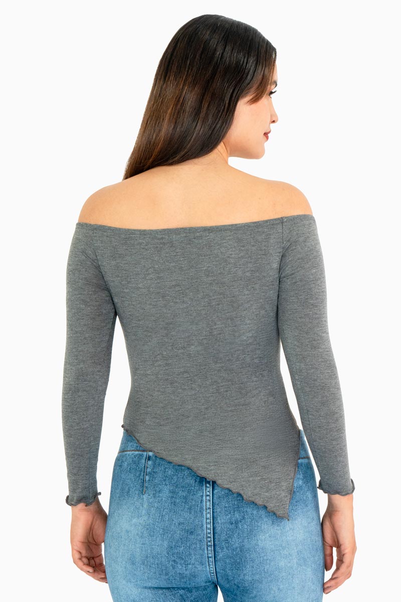 Blusa manga larga con hombros descubiertos
