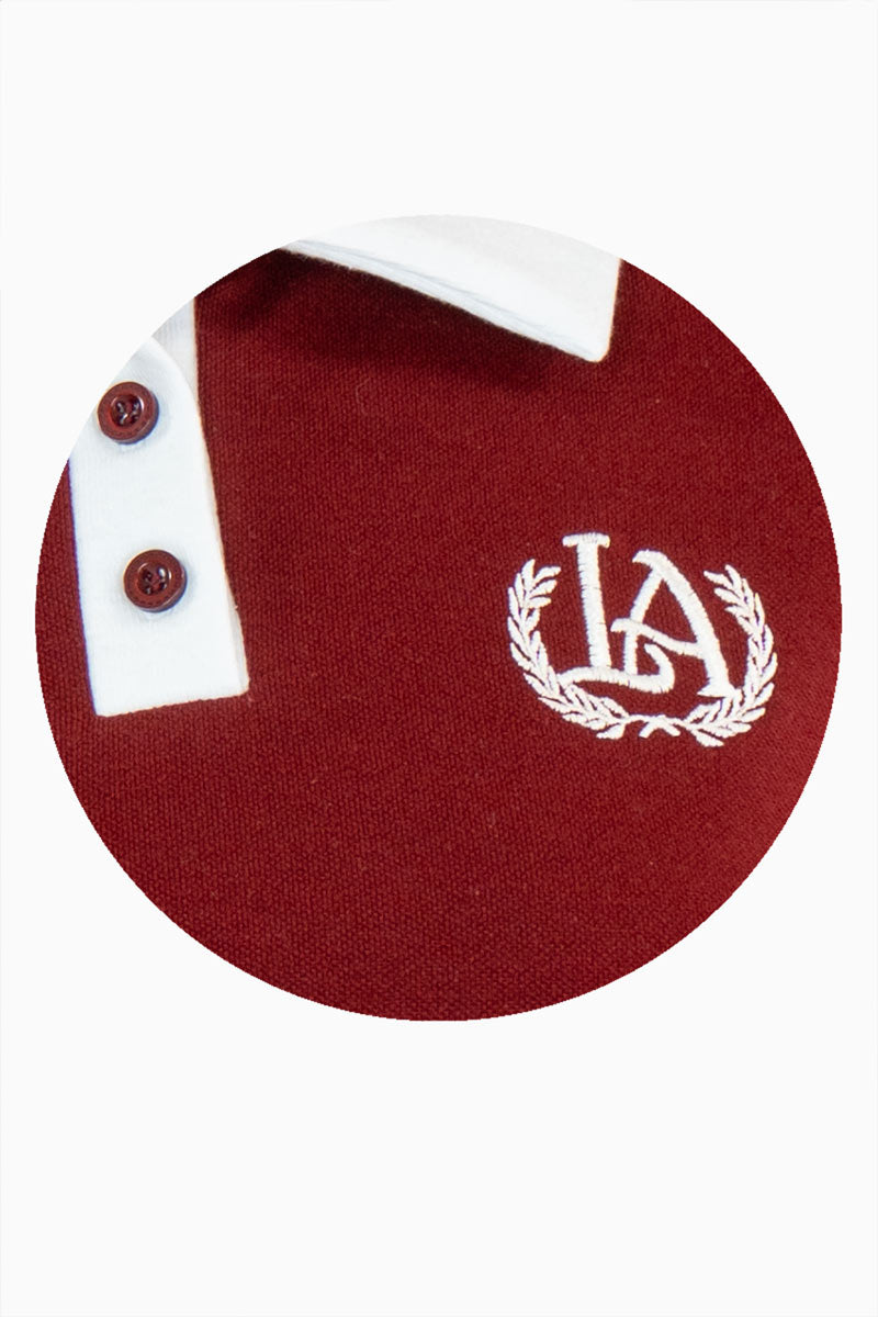 Playera polo con bordado en pecho y manga corta