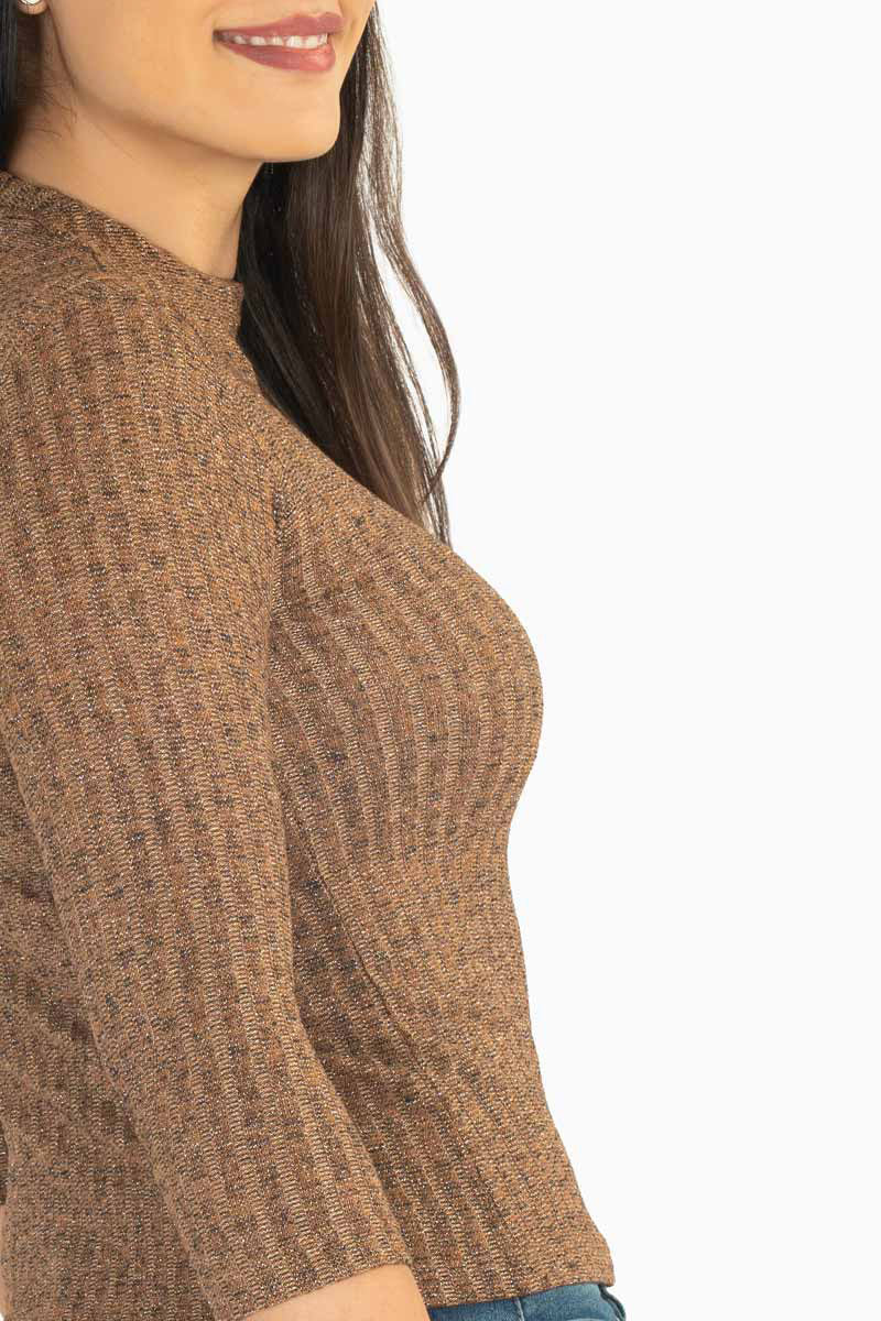 Blusa manga 3/4 escote ojal