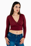 Blusa crop de rayas y escote v profundo