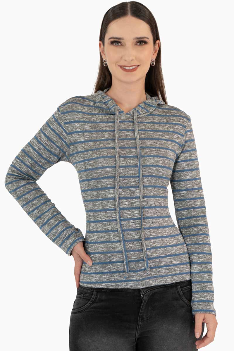 Playera tejida manga larga con capucha