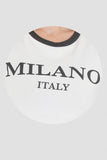 Playera con bies en contraste y estampado "Milano italy"