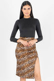 Falda animal print con abertura